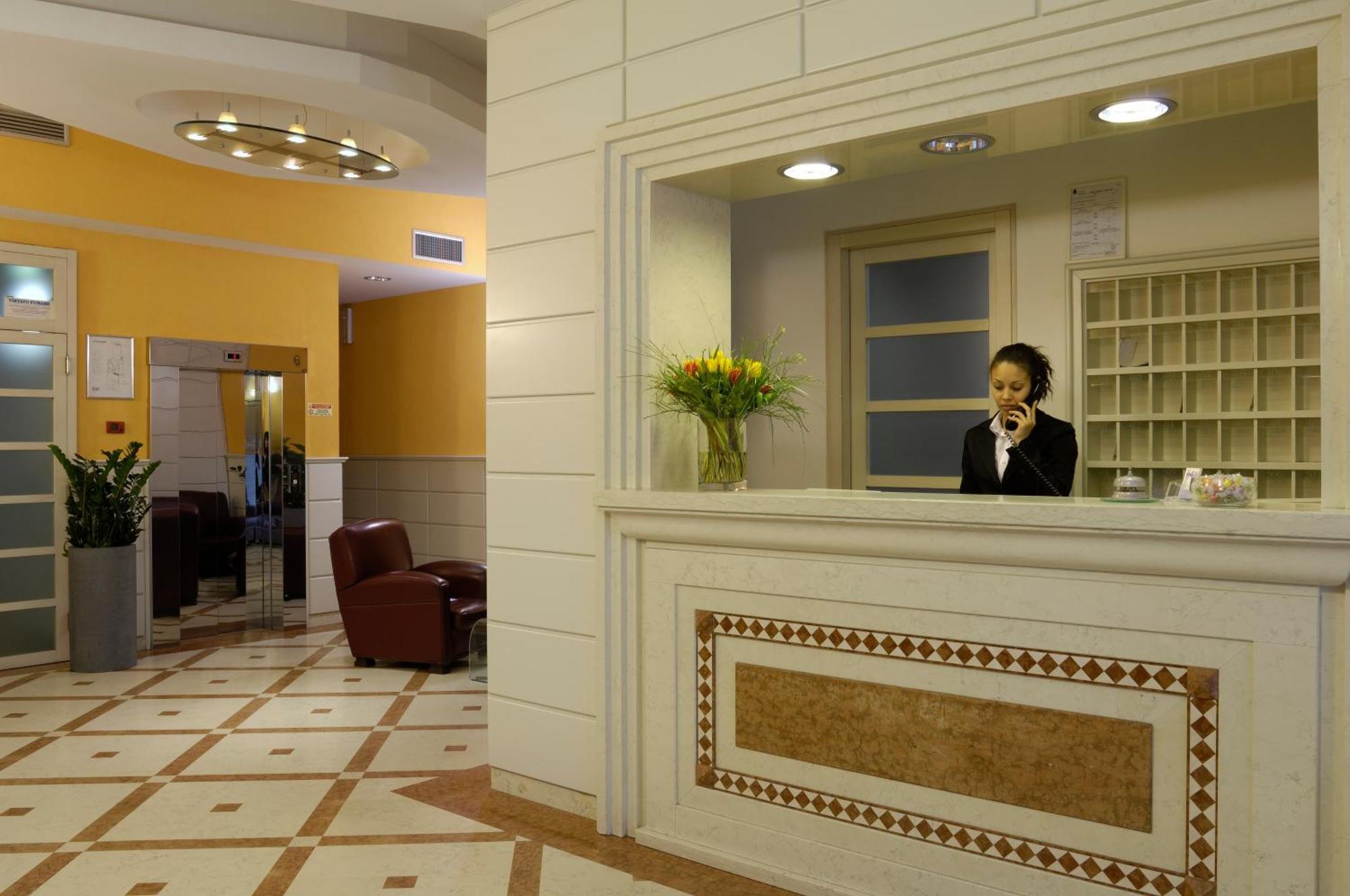 Hotel Masini ฟอร์ลี ภายนอก รูปภาพ