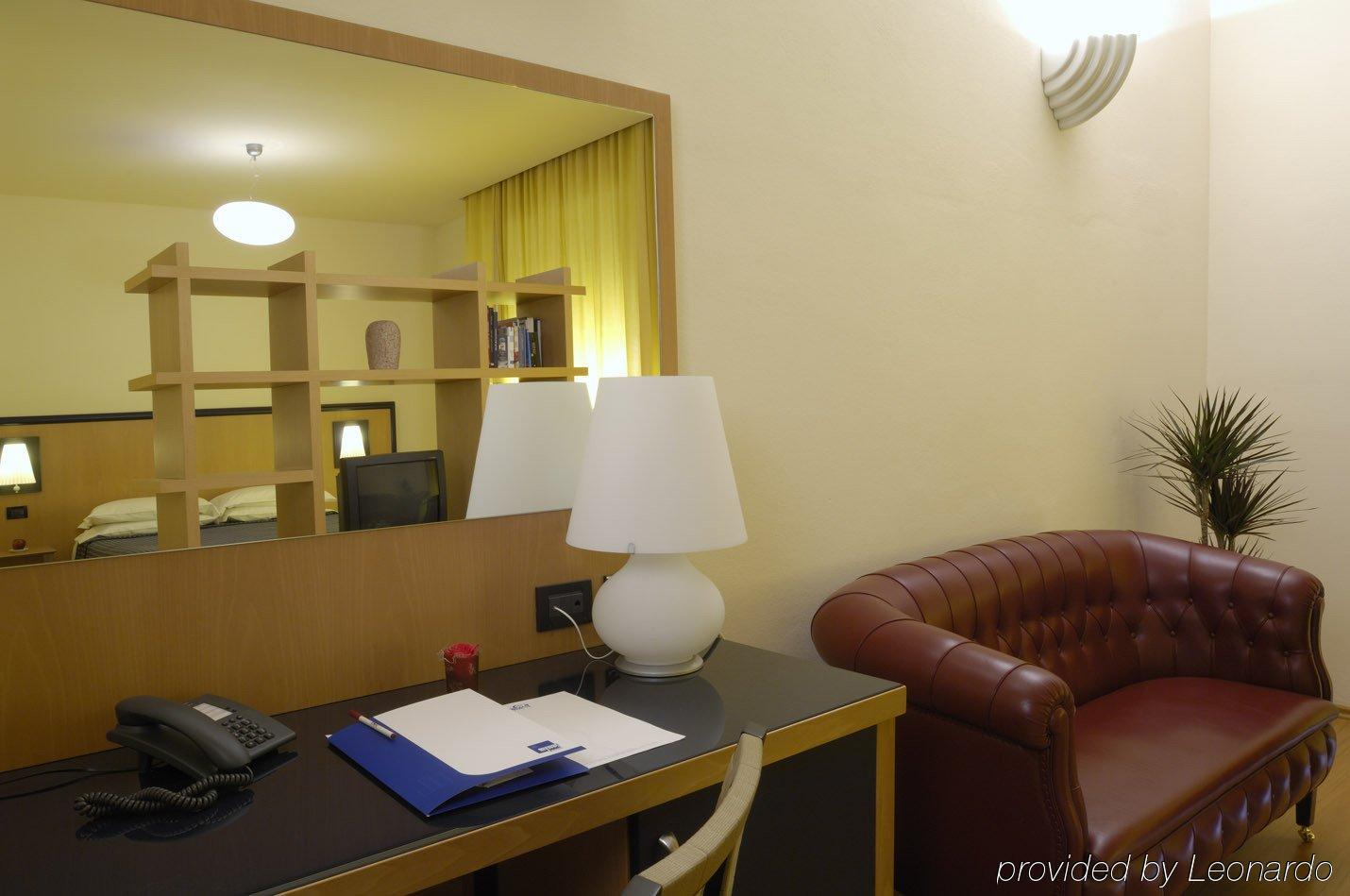 Hotel Masini ฟอร์ลี ห้อง รูปภาพ